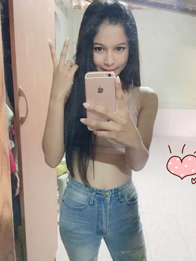 สาวไทยหน้าคมนมโตโชว์หี 1