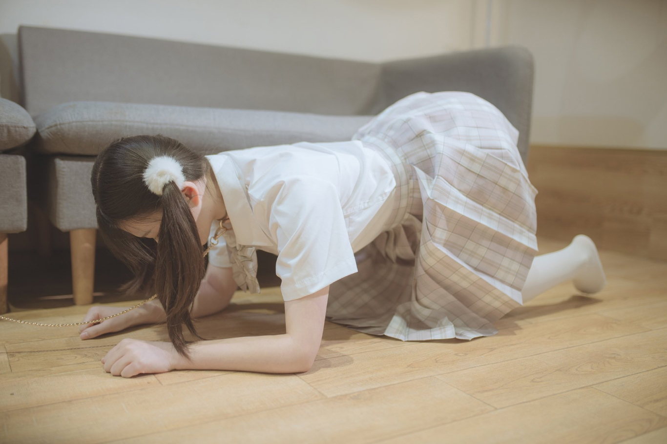 สาวหีอวบโชว์ร่องแตดอูม (4)
