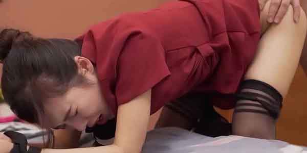 หนังเอ็ก นัดแอร์โฮสมาเย็ดคาชุด กระแทกแรงไม่ยั้งร้องเสียวหีได้อารมณ์สุด